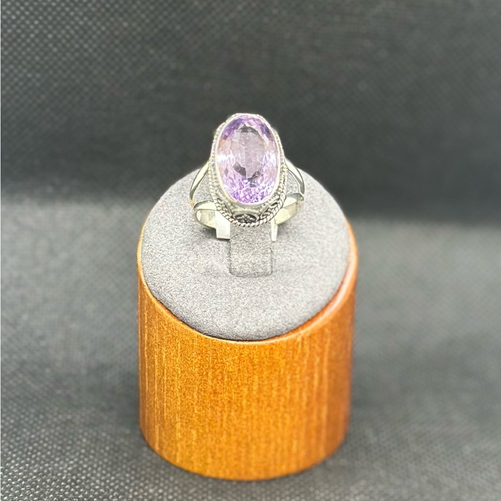 Amethyst Gemstone Ring - image 1